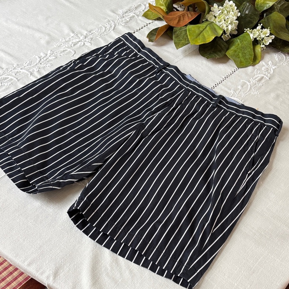 Men's Black Striped Flat Front Shorts